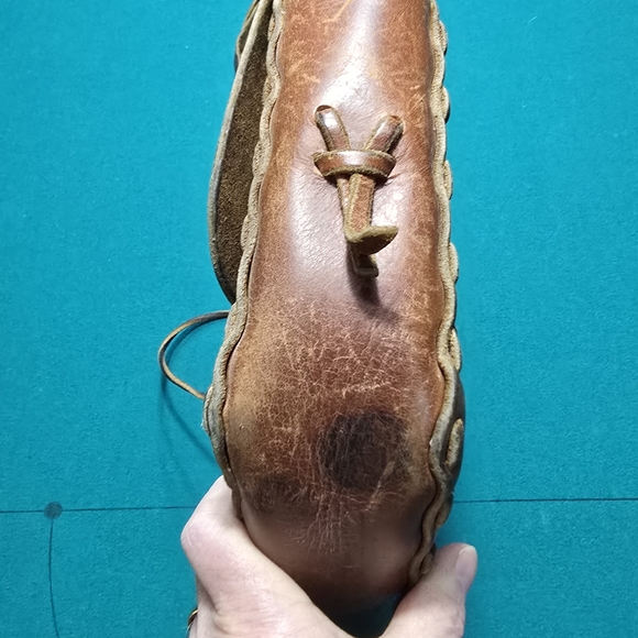 Vintage Brown Leather Crossbody Bag. #15 - Picture 7 of 7